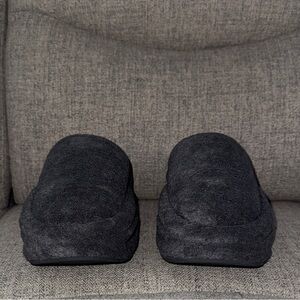 Justin Bieber Cozy Chunky Mule